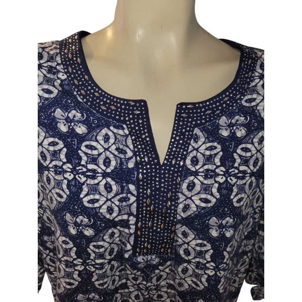 Croft & Barrow Floral Print Tunic Top Embellished Neckline Womens L blue beach‎